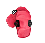 Par de pads vermelhos para kitesurf Orca Sports em fundo branco, acessório esportivo.