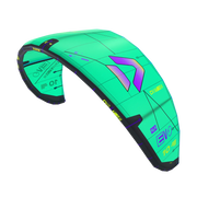 Pipa de kitesurf Duotone EVO SLS verde, destaque em equipamento para kitesurf na Orca Sports