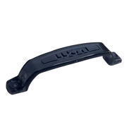 Alça preta de equipamento esportivo para kitesurf, com logo Ukon destacada, Orca Sports.