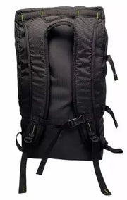 Mochila preta esportiva Orca Sports com alças ajustáveis, ideal para kitesurf e triathlon