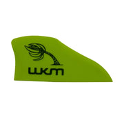 Quilha verde para kitesurf WKM, com desenho de coqueiro, em fundo branco, Orca Sports