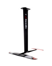 Foil de carbono para kitesurf Reedin, ideal para performance, exposto sobre fundo branco